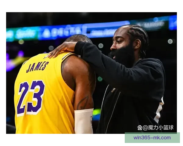 哈登23分17篮板17助攻追平队史52年纪录 约基奇创NBA首例纪录